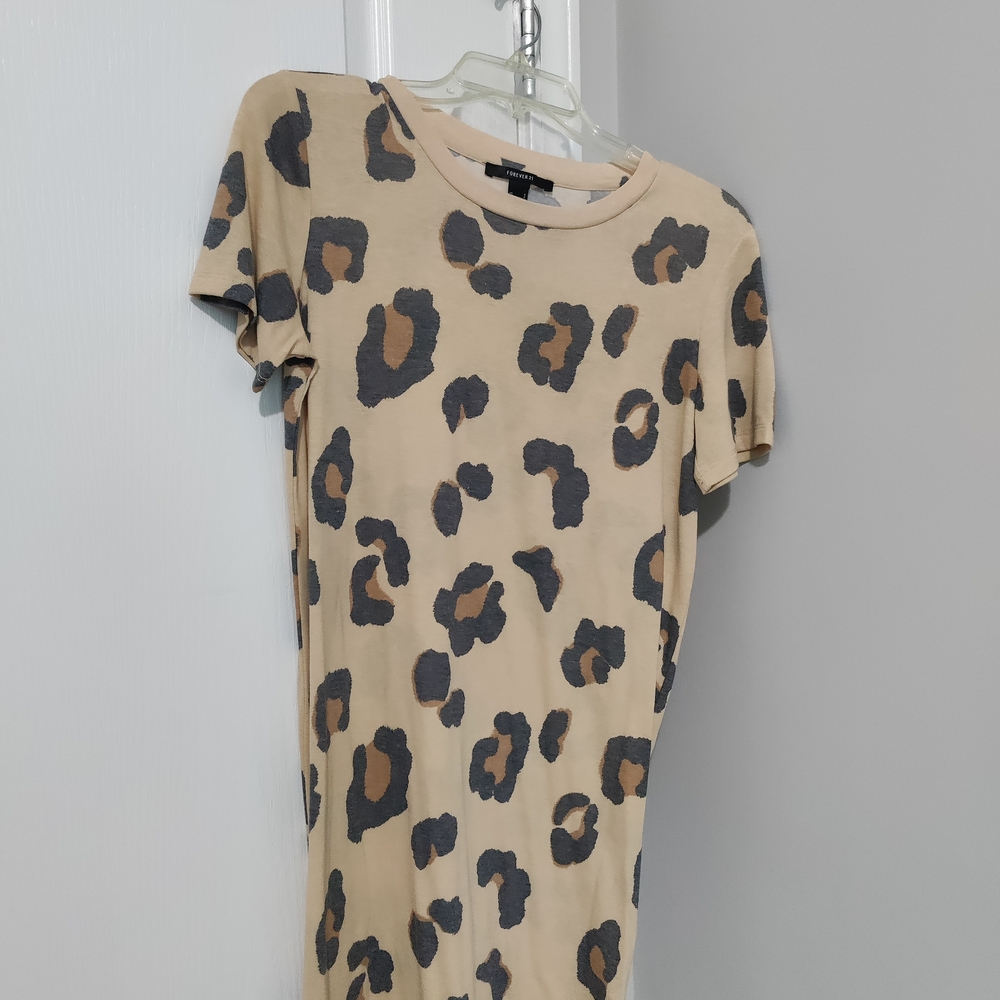 Forever 21 Cream and Black Raglan Mini Dress